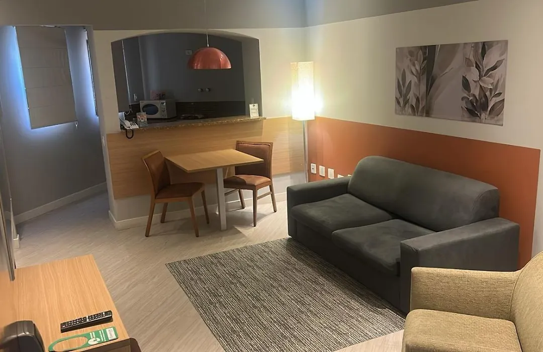 Cosmopolitan Praia Flat-1